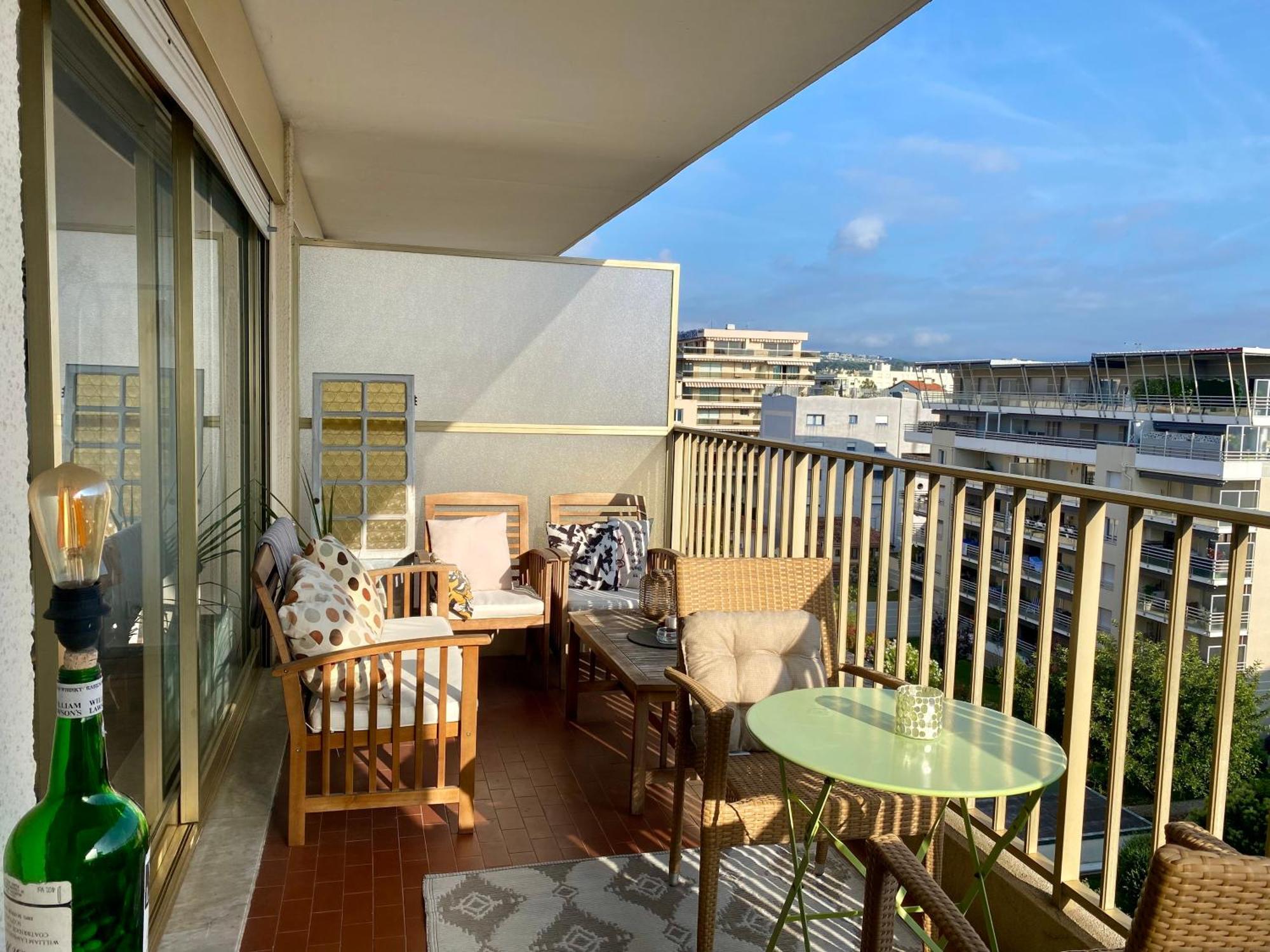Studio Cosy, Calme Et Lumineux A 500m Des Plages * Antibes